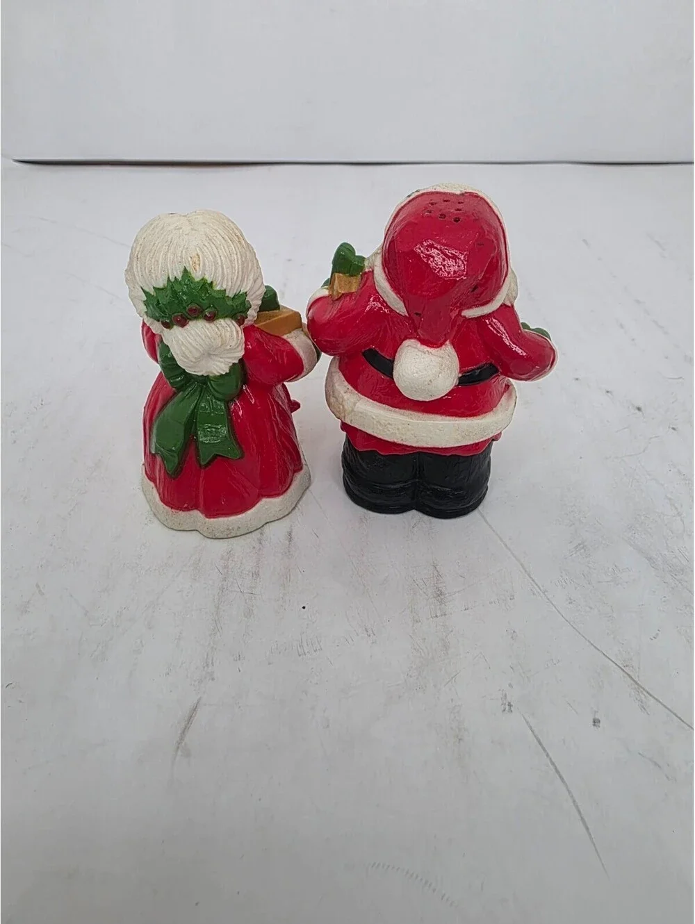 Vintage Classic Hallmark Plastic S&P Shakers Santa & Mrs.Claus Set 3
